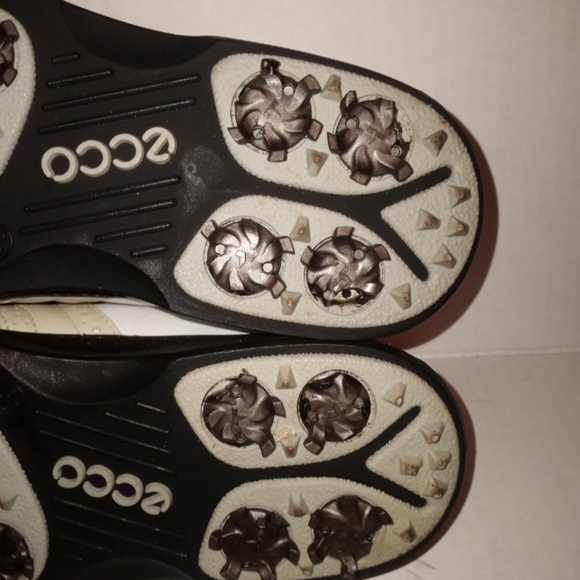 Ecco Gore-Tex Front Flap Leather Golf Shoes Wiomen's Size 7.5 Beige White - Picture 6 of 7